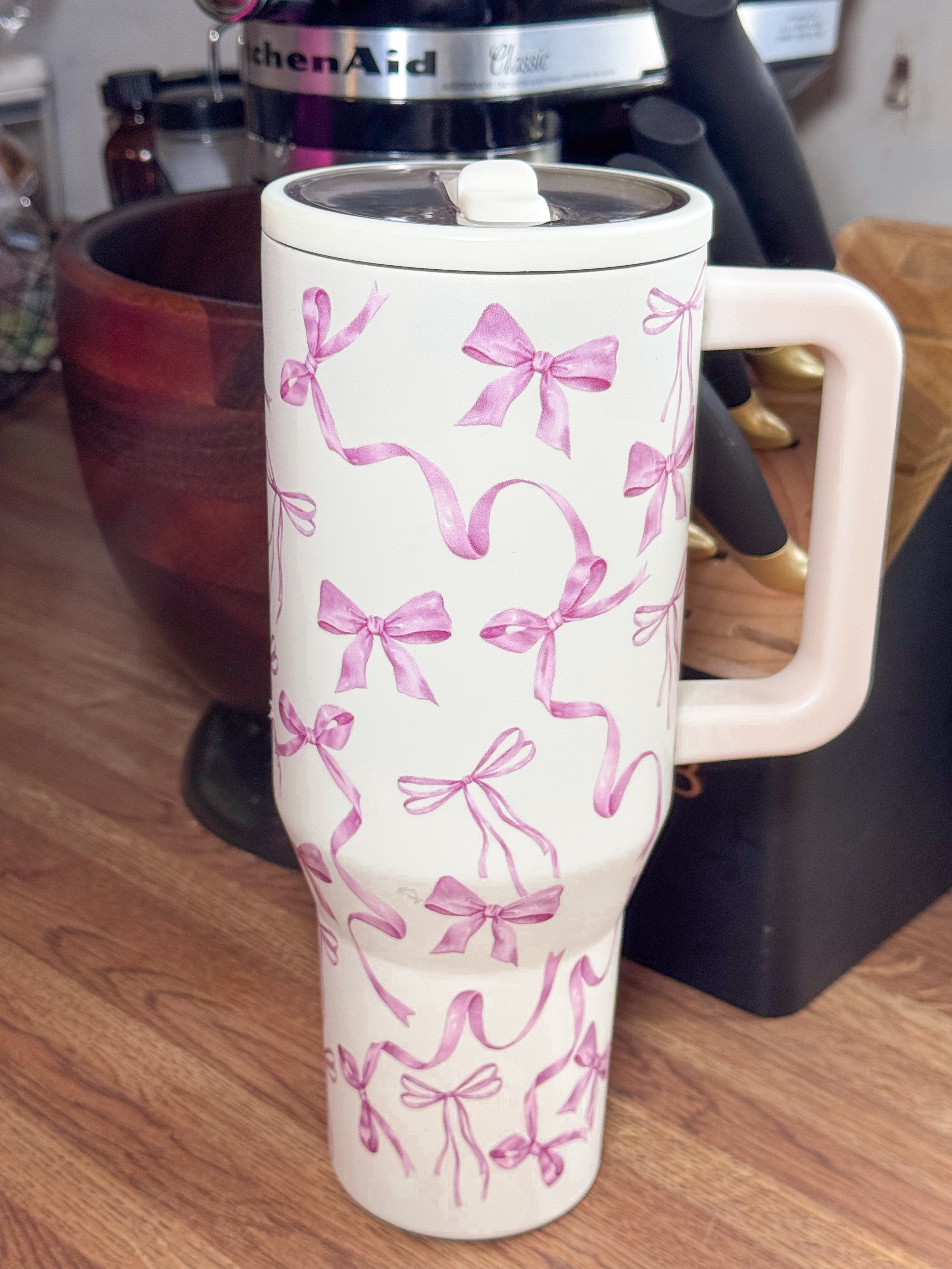 Bows & Cream Tumbler