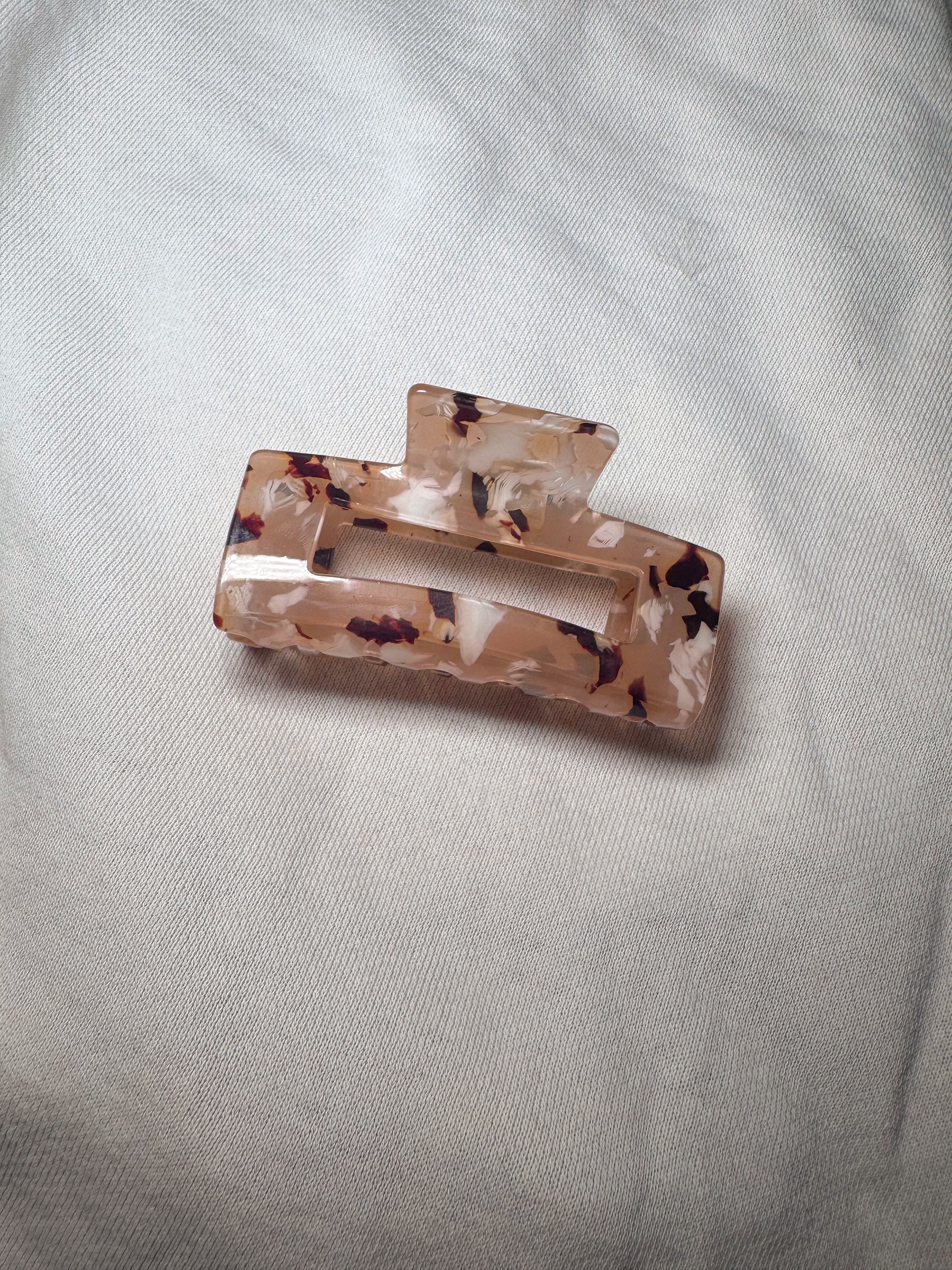 Desert Claw Clip- Brown