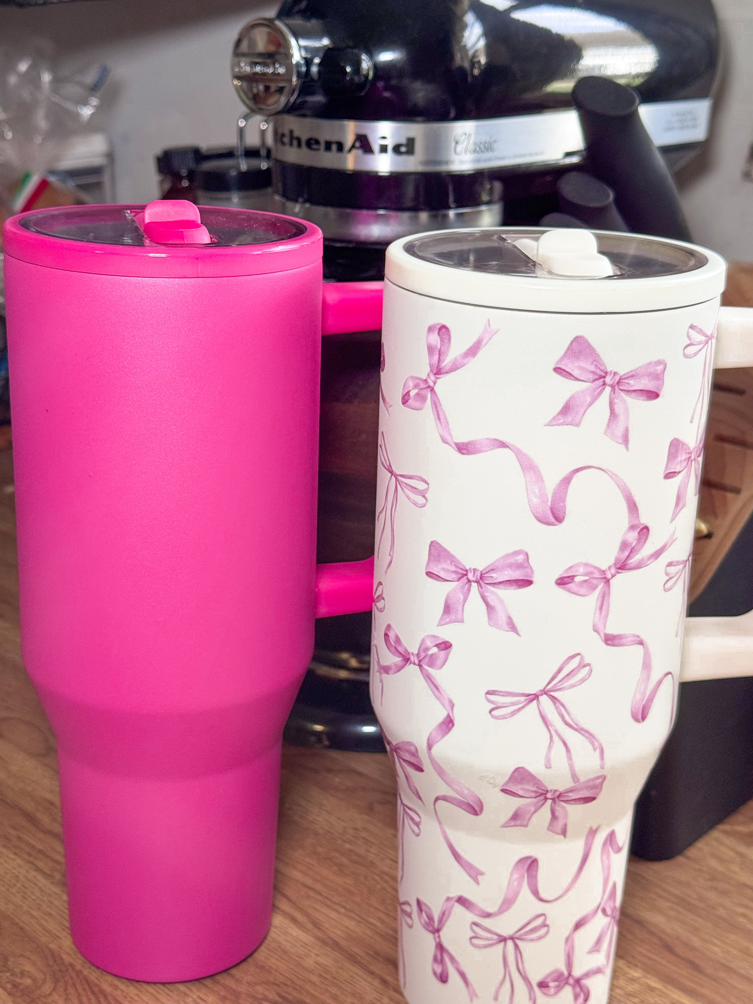 Bows & Cream Tumbler