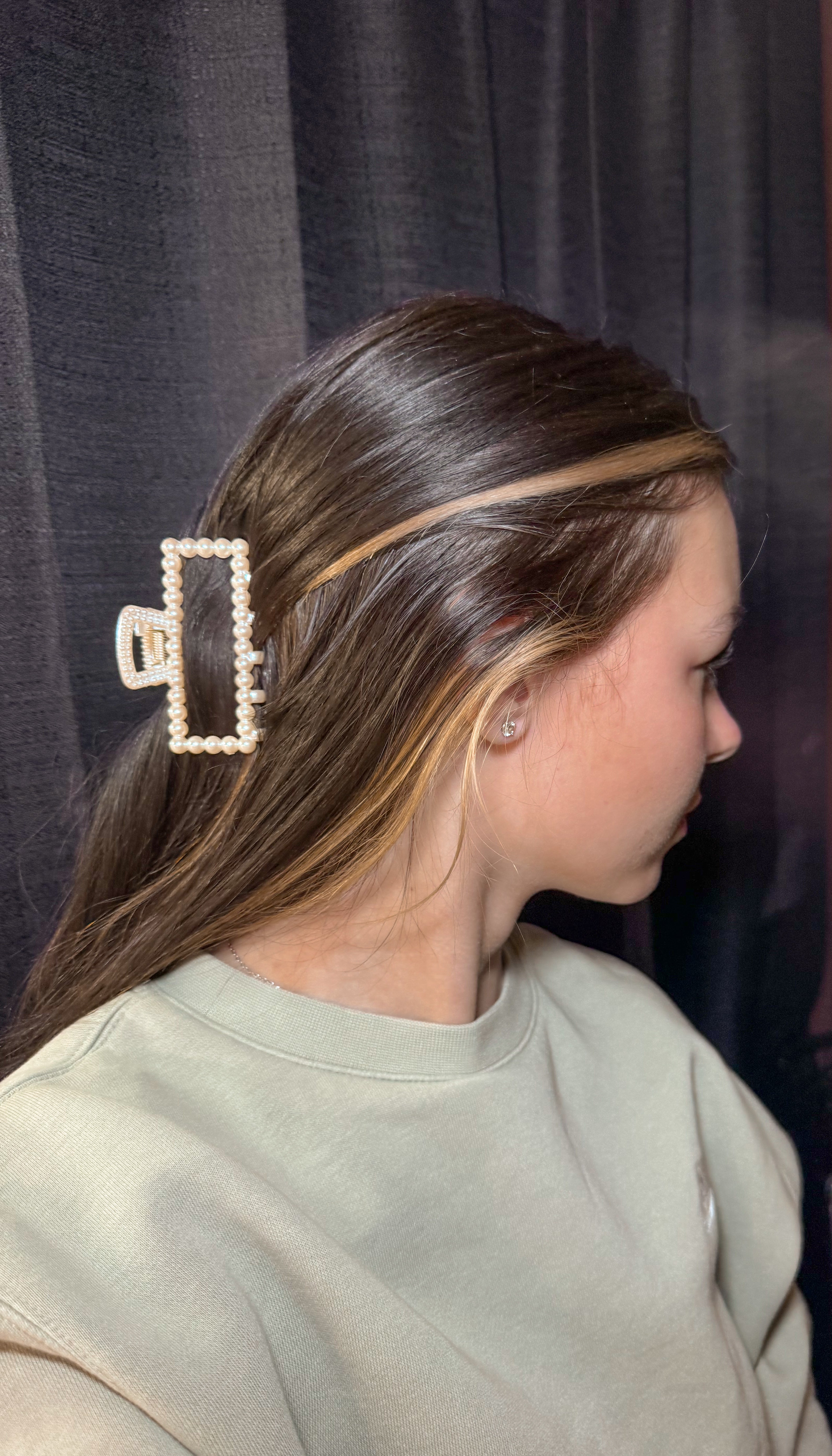Pearl Claw Clips